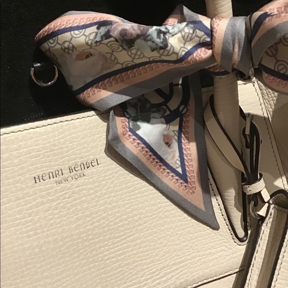 ♥️ Henri Bendel Tilda Satchel ♥️ - Picture 5 of 16